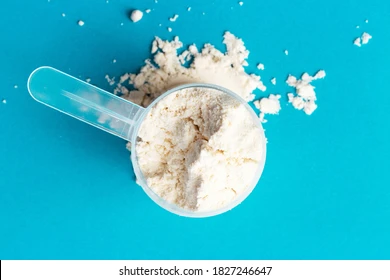 Proteína whey para qué sirve, proteína whey beneficios, cómo tomar proteína whey, cuándo tomar proteína whey y qué es la proteína whey.